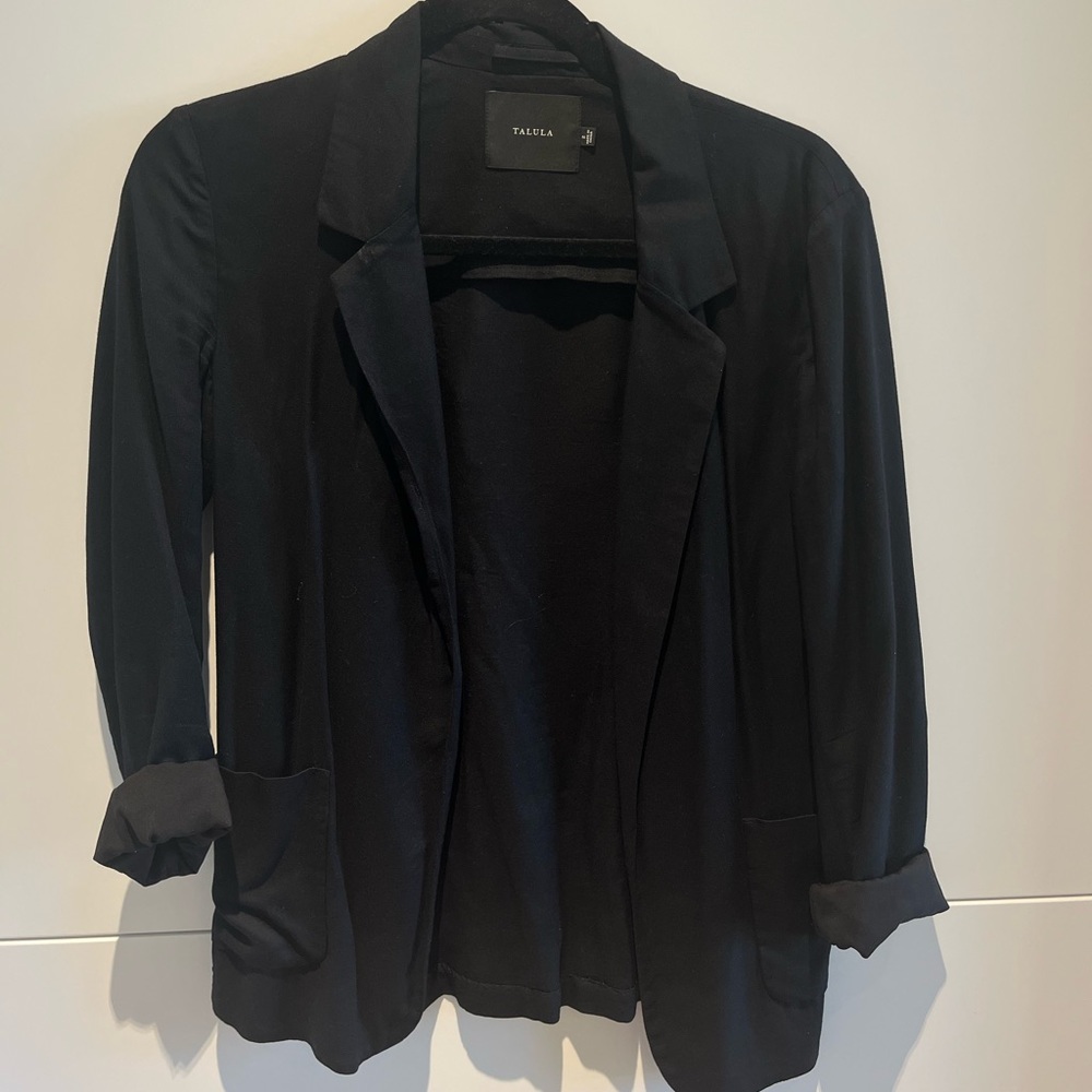 Aritzia talula light weight blazer